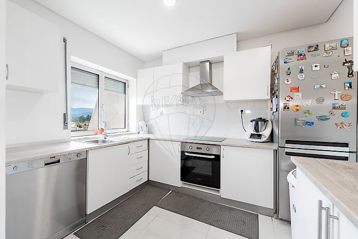 Vista geral do apartamento T3 remodelado em Esposende